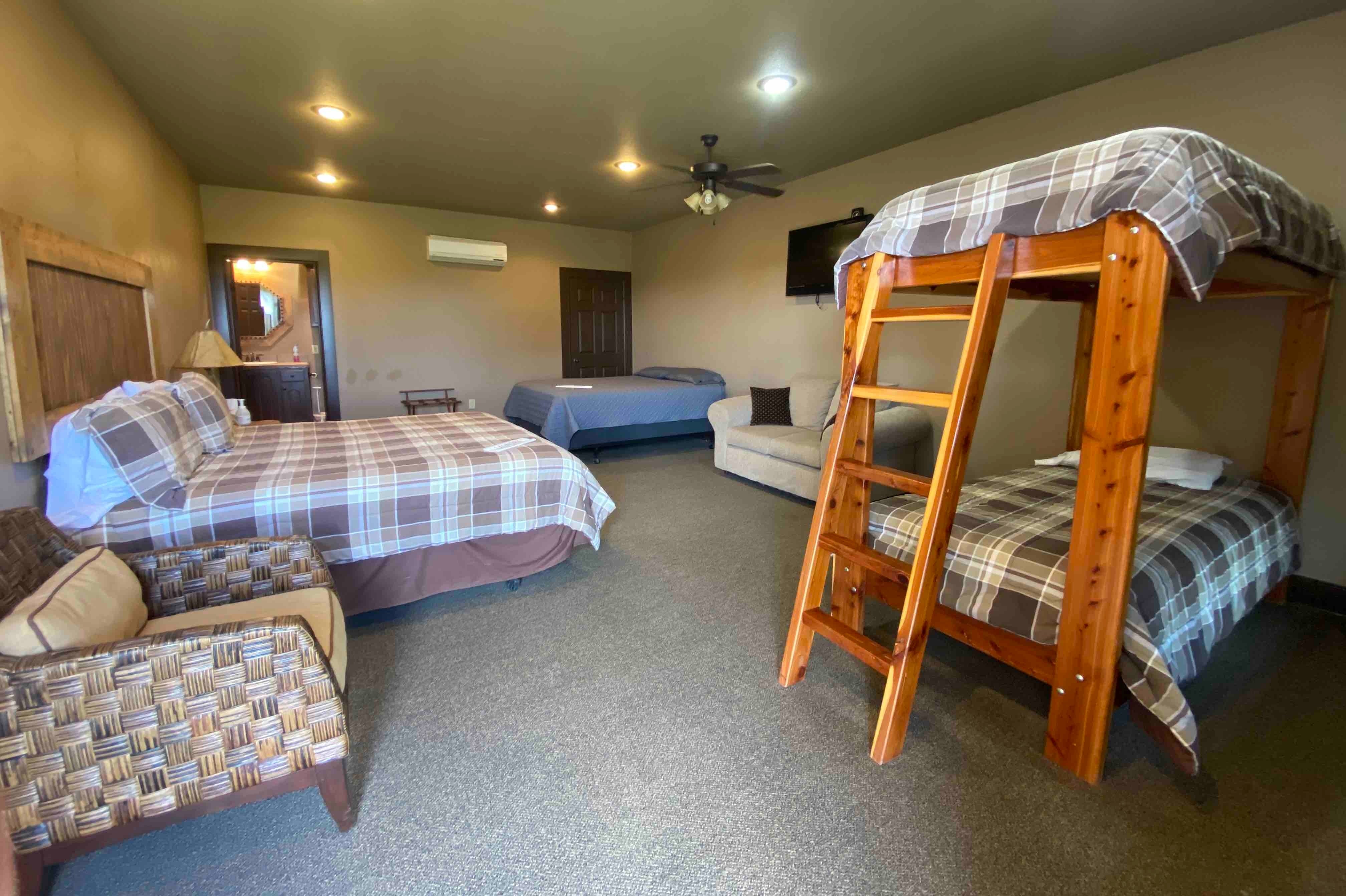 Lodge | Room (2) | Jayhawk Creek Ranch